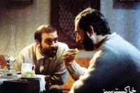 آتیلا پسیانی و اصغر نقی زاده در نمایی از فلیم «خاکستر سبز»