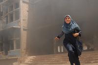 سیما خضرآبادی در نمایی از فیلم «کودک و فرشته»