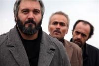 کامبیز دیرباز در نمایی از فیلم