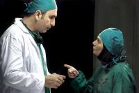 هنگامه قاضیانی و حمید فرخ نژاد در نمایی از فیلم روزهای زندگی