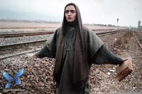 میترا در نمایی از فیلم « قارچ سمی»